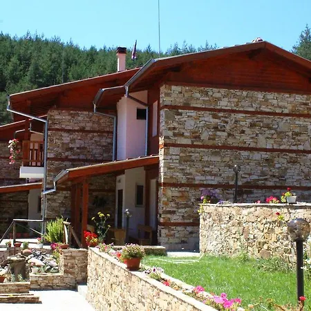 Prav Kamen * Dolno Dryanovo